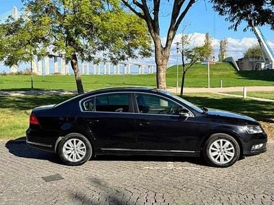 Preto Usado 2011 VW Passat Sedan | € 11.000 (Preço justo)