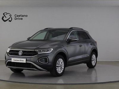Cinza Usado 2024 VW T-Roc Life SUV | € 36.990