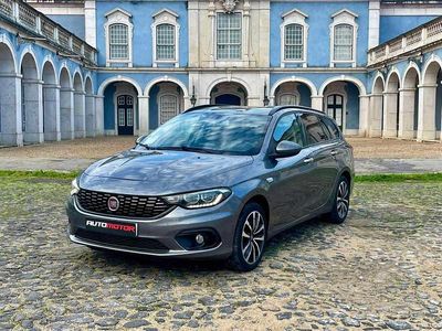 Usado Fiat Tipo 120 HP (88 kW) 2019 Cinzento Carrinha