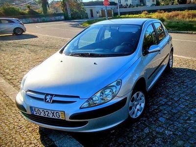 Usado 2004 Peugeot 307 Sedan | € 2.100 (Super Preço)