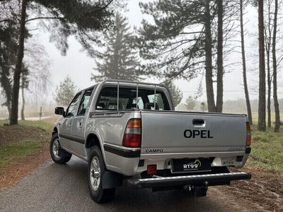 Opel Campo