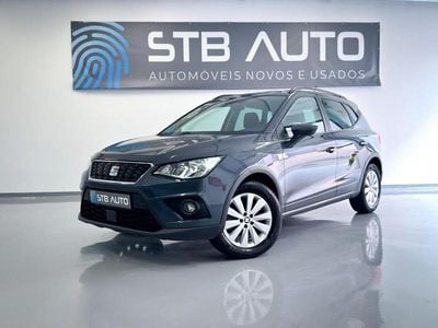 Cinza Usado 2020 Seat Arona Style SUV | € 16.750 (Preço justo)