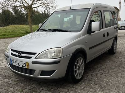 usado Opel Combo 1.3 cdti 5 lugares