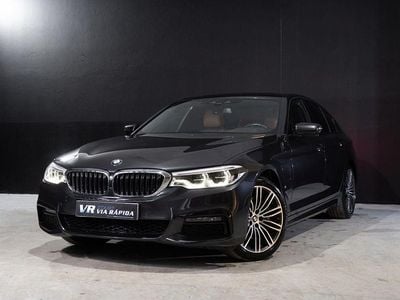 Cinza Usado 2020 BMW 530e iPerformance Sedan | € 31.990 (Preço justo)