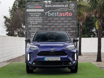 Azul Usado 2022 Toyota Yaris Hybrid | € 24.499 (Preço justo)