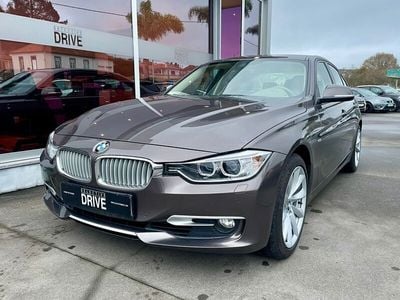 Castanho Usado 2012 BMW 328 Sedan | € 24.900