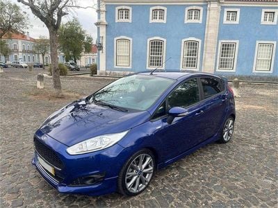 Usado 2016 Ford Fiesta ST-Line Sedan | € 14.800