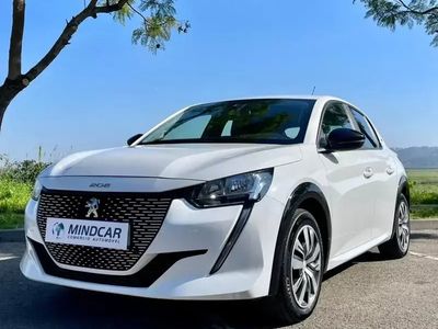 Branco Usado 2022 Peugeot e-208 Active Citadino | € 24.980