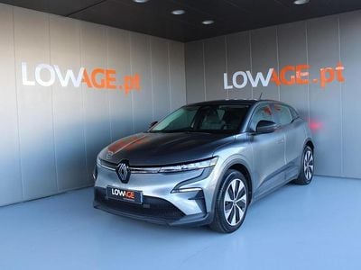 Cinzento Usado 2023 Renault Mégane IV | € 24.700 (Bom preço)
