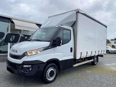 Usado Iveco Daily 140 HP (102 kW) 2017 Branco
