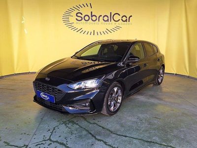 Usado Ford Focus ST-Line 125 HP (91 kW) 2021 Preto