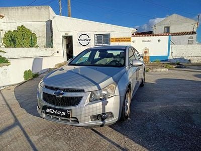 Cinza Usado 2009 Chevrolet Cruze LS Sedan | € 4.750 (Bom preço)