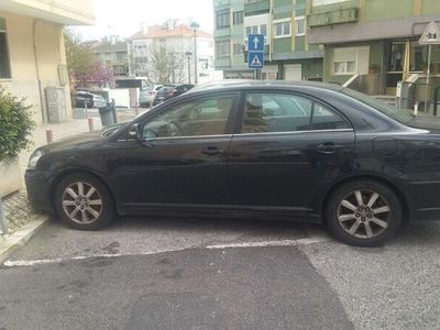 usado Toyota Avensis 2.0D