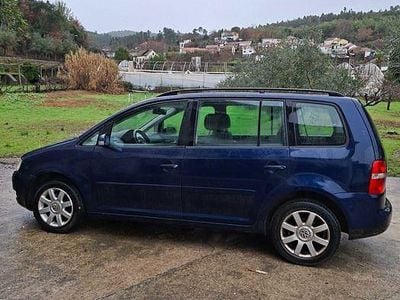 Usado 2003 VW Touran Monovolume | € 2.000