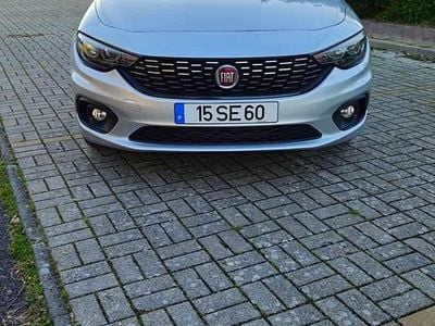 Cinzento Usado 2016 Fiat Tipo Carrinha | € 11.990 (Preço justo)