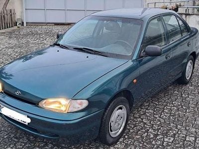 Usado 1996 Hyundai Accent Sedan | € 1.450