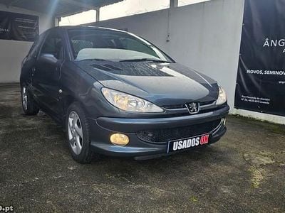 Usado Peugeot 206 110 HP (80 kW) 2007 Cinza