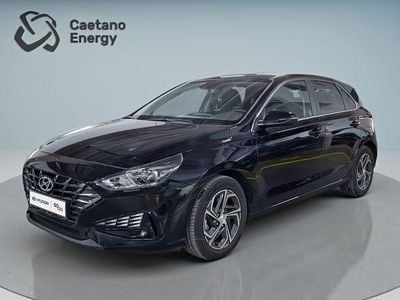 Usado Hyundai i30 Style 120 HP (88 kW) 2023 Preto Sedan