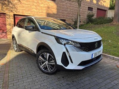 Branco Usado 2023 Peugeot 3008 | € 23.800 (Preço justo)