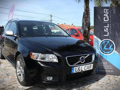 Preto Usado 2011 Volvo V50 Carrinha | € 10.900