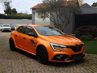 Laranja Usado 2024 Renault Mégane IV R.S. Sedan | € 69.950