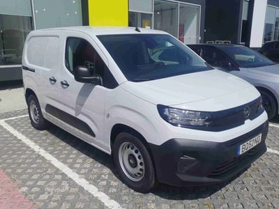 Usado Opel Combo-e Life 100 kW (136 HP) 2024 Branco Sedan