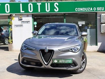 Cinza Usado 2018 Alfa Romeo Stelvio Super SUV | € 23.970 (Preço justo)