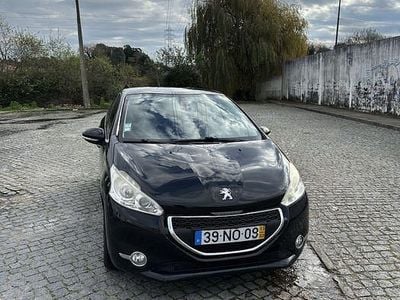 Usado Peugeot 208 60 HP (44 kW) 2013 Citadino