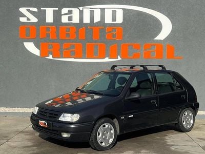 Usado Citroën Saxo 58 HP (42 kW) 1998 Cinzento Citadino