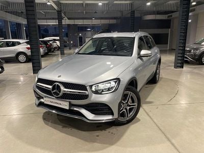 Cinza Usado 2022 Mercedes GLC300 AMG line SUV | € 48.900 (Preço justo)
