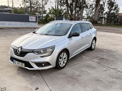 Cinza Usado 2018 Renault Mégane GrandTour LIMITED Carrinha | € 7.500