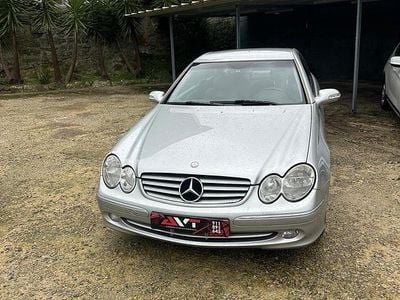 Usado Mercedes CLK270 Elegance 170 HP (125 kW) 2004 Cinza Coupé