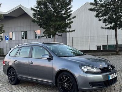 Usado VW Golf 104 HP (76 kW) 2010 Cinza Carrinha