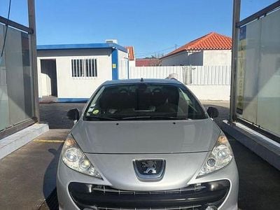 Usado 2009 Peugeot 207 CC Cabrios | € 3.750