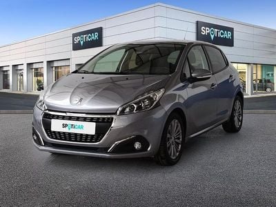 Usado Peugeot 208 Signature Sky 99 HP (72 kW) 2019 Cinzento Citadino