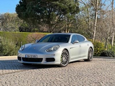 Porsche Panamera S E-Hybrid