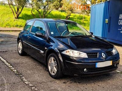Usado 2003 Renault Mégane II Dynamique | € 3.999 (Preço elevado)