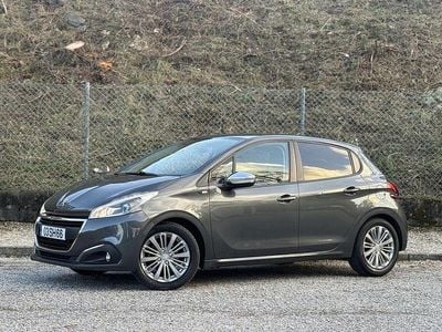 Usado 2017 Peugeot 208 Citadino | € 9.990 (Preço justo)