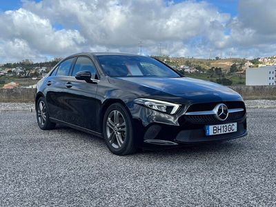 Preto Usado 2019 Mercedes A180 Style Sedan | € 25.900 (Preço justo)