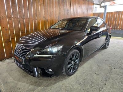 Lexus IS300h