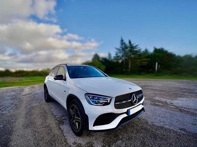 Usado Mercedes GLC300e 320 HP (235 kW) 2021 Sedan
