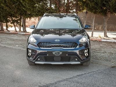 Usado Kia Niro 141 HP (103 kW) 2021 Azul SUV