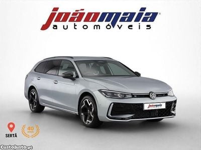 Cinza Usado 2024 VW Passat Sedan | € 38.500