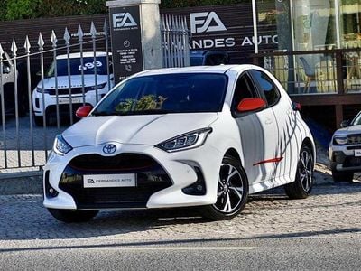 Branco Usado 2024 Toyota Yaris Hybrid | € 23.990 (Preço justo)