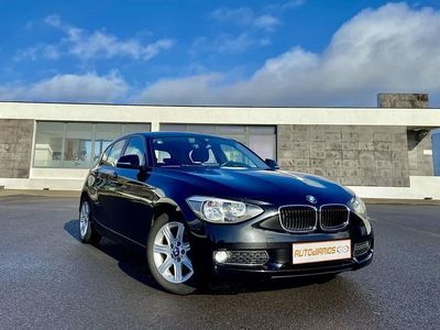Preto Usado 2015 BMW 116 Efficient Dynamics Citadino | € 13.490 (Preço justo)