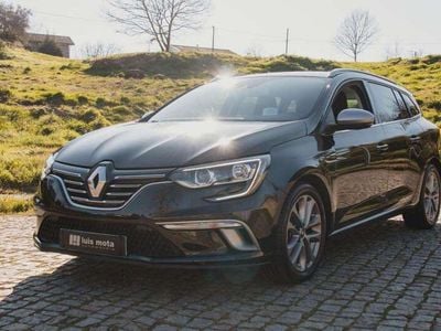 Preto Usado 2018 Renault Mégane IV Carrinha | € 17.400 (Caro)