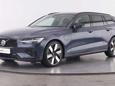 Azul Usado 2025 Volvo V60 Carrinha | € 46.300 (Preço elevado)