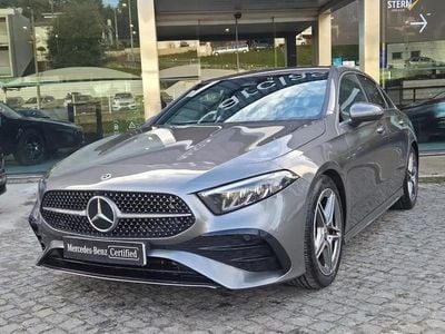 Cinza mountain Usado 2023 Mercedes A200 Advanced Plus Sedan | € 34.790 (Preço elevado)
