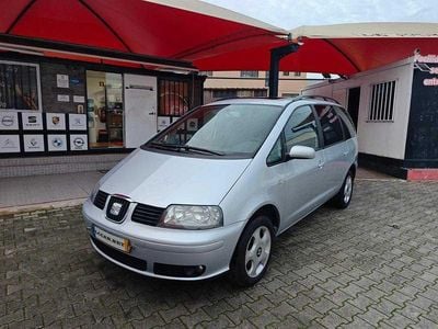 Cinza Usado 2005 Seat Alhambra Reference Monovolume | € 8.900 (Preço elevado)