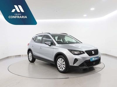 Cinzento Usado 2024 Seat Arona Style SUV | € 22.180 (Preço elevado)